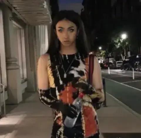 娱乐八卦吃瓜头像女生